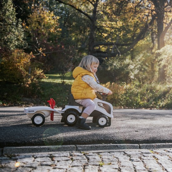 Baltas traktorius su priekaba + priedai nuo 1 metų FALK Baby Valtra