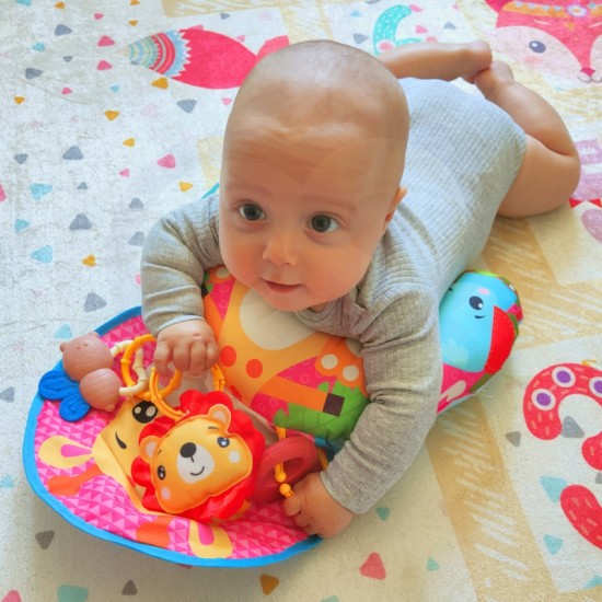 Interaktyvus lavinamasis kilimėlis su pagalve ir kruasanu, barškutis ir kramtukas WOOPIE BABY