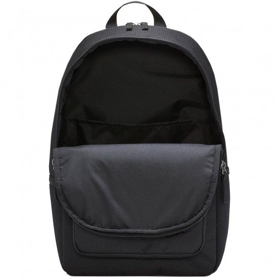 Kuprinė Nike Heritage Eugene Juoda DB3300 010