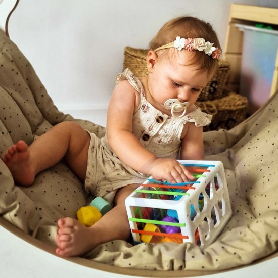 Lankstus sensorinis kubelių rūšiavimo rinkinys vaikams, spalvingų formų abėcėlė, 15 vnt. WOOPIE BABY