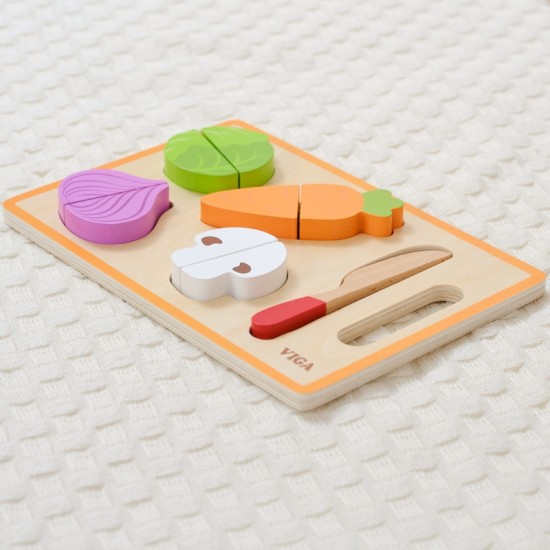 Medinė Montessori mokomoji dėlionė Daržovės pjaustymui VIGA