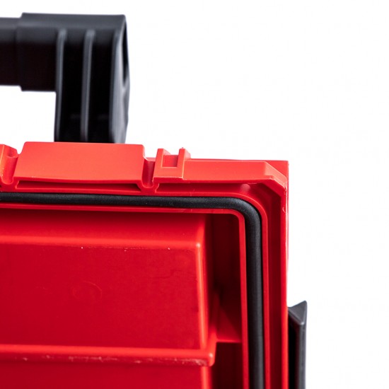 QBRICK PRIME įrankių dėžė su ratukais RED QBRICK PRIME įrankių dėžė su ratukais RED