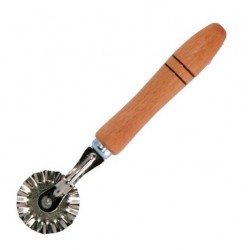 Virtuvės įrankiai Tešlos raižiklis met/med.16*4cm 0281